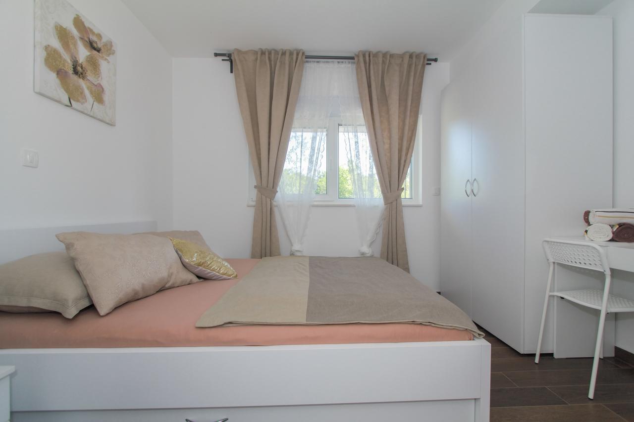 Apartment Iva تروغير المظهر الخارجي الصورة